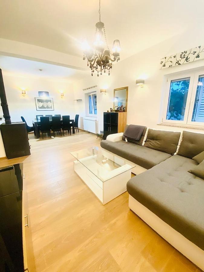 Apartments Eden Sisan Ngoại thất bức ảnh