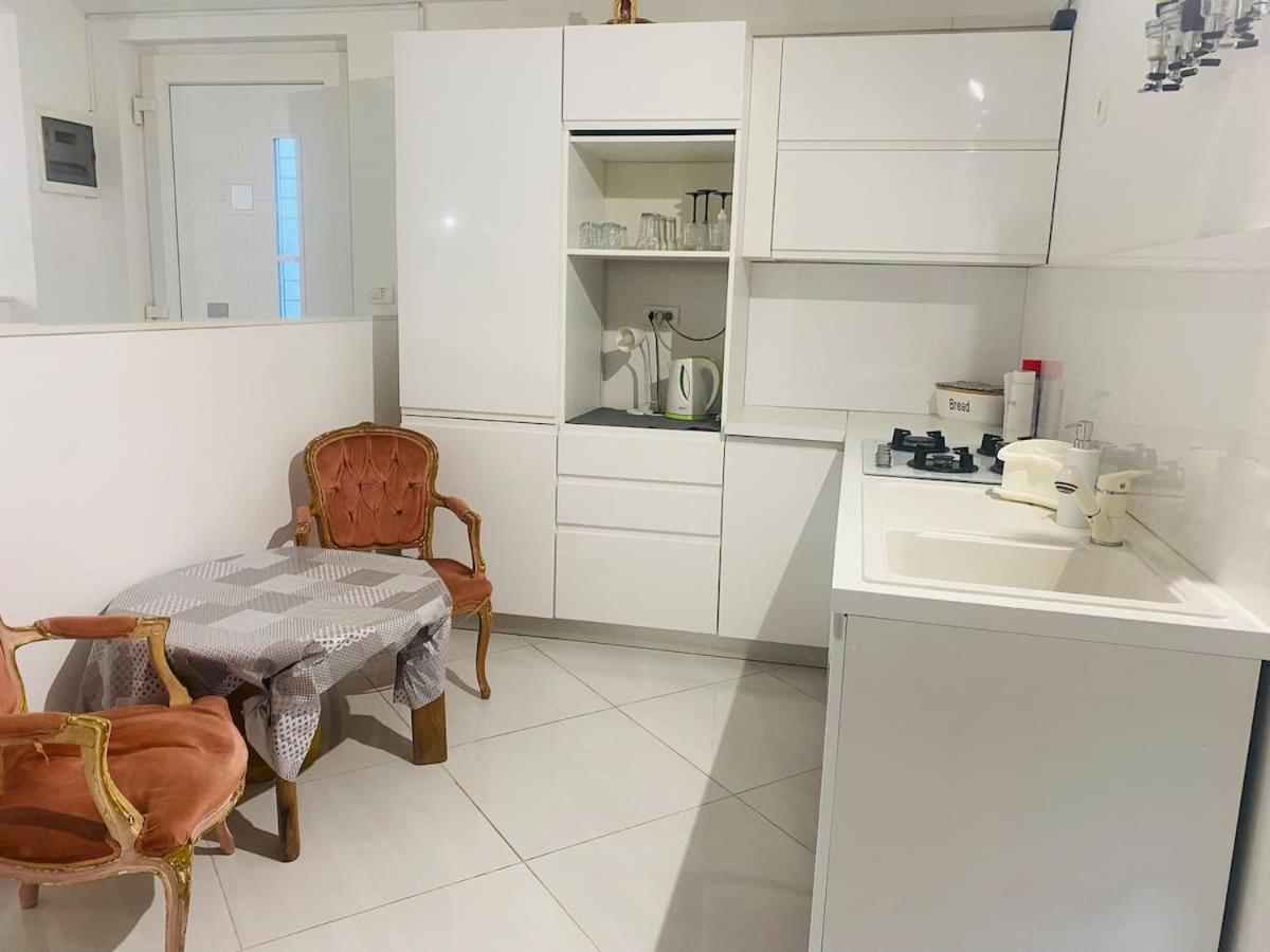 Apartments Eden Sisan Ngoại thất bức ảnh