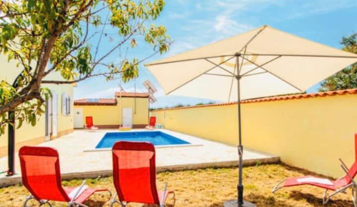 Apartments Eden Sisan Ngoại thất bức ảnh